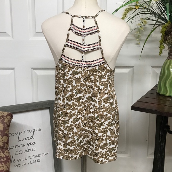 Hem and Thread Sleeveless Top M - Picture 2 of 4